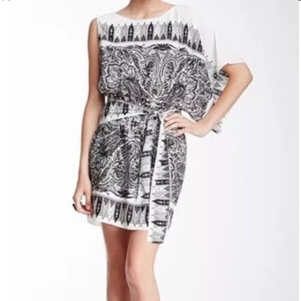 BCBG MAXAZRIA Blue / White‎ Printed One Shoulder XS